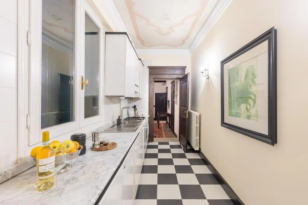 Apartment Canal View Luxury Heritage Retreat 2 Bedroom Venice