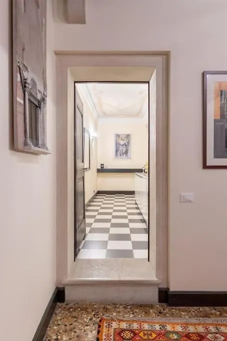 Canal View Luxury Heritage Retreat 2 Bedroom Venice 0*,